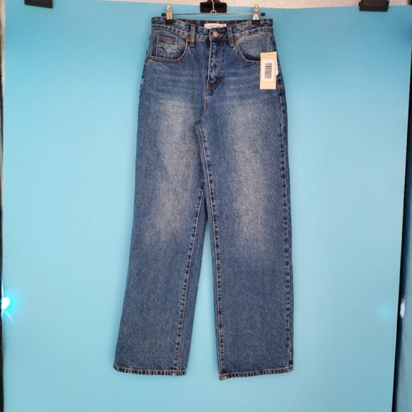 NEW JustFab Size 26 Straight Leg Jeans - Picture 1 of 6